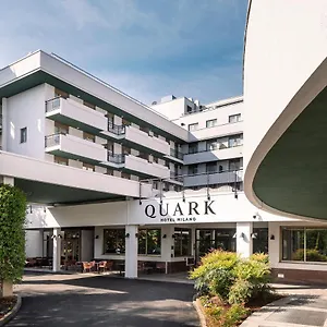 **** Otel Quark İtalya