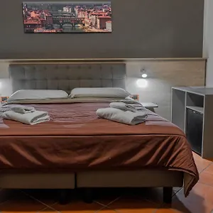 *** Oda ve Kahvaltı La Rosa Di İtalya