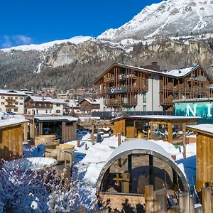 nira-mountain-resort-futura.it-lombardy.com/